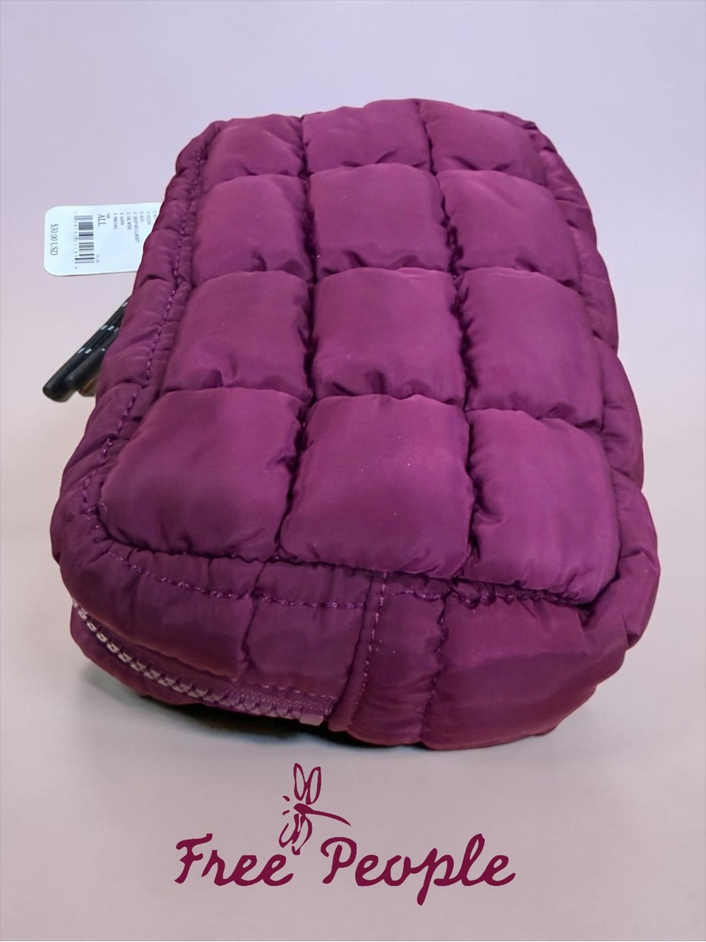 🔥 FP Movement Quilted Mini Case Free People BRAND NEW WITH TAGS! - Picture 4 of 7